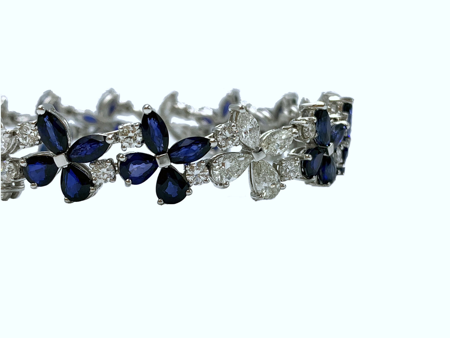 Diamond Sapphire Butterfly bracelet white gold