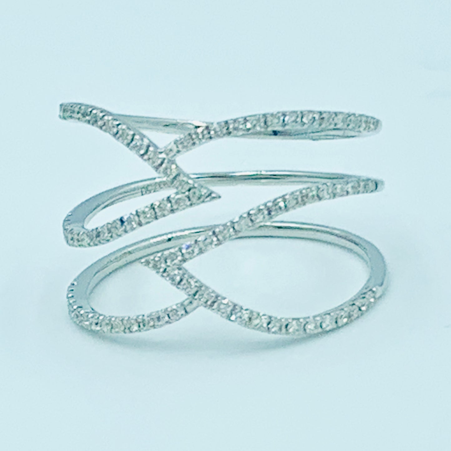 Tajreedi- Waves Diamond Ring - MUSBAHJEWELLERS