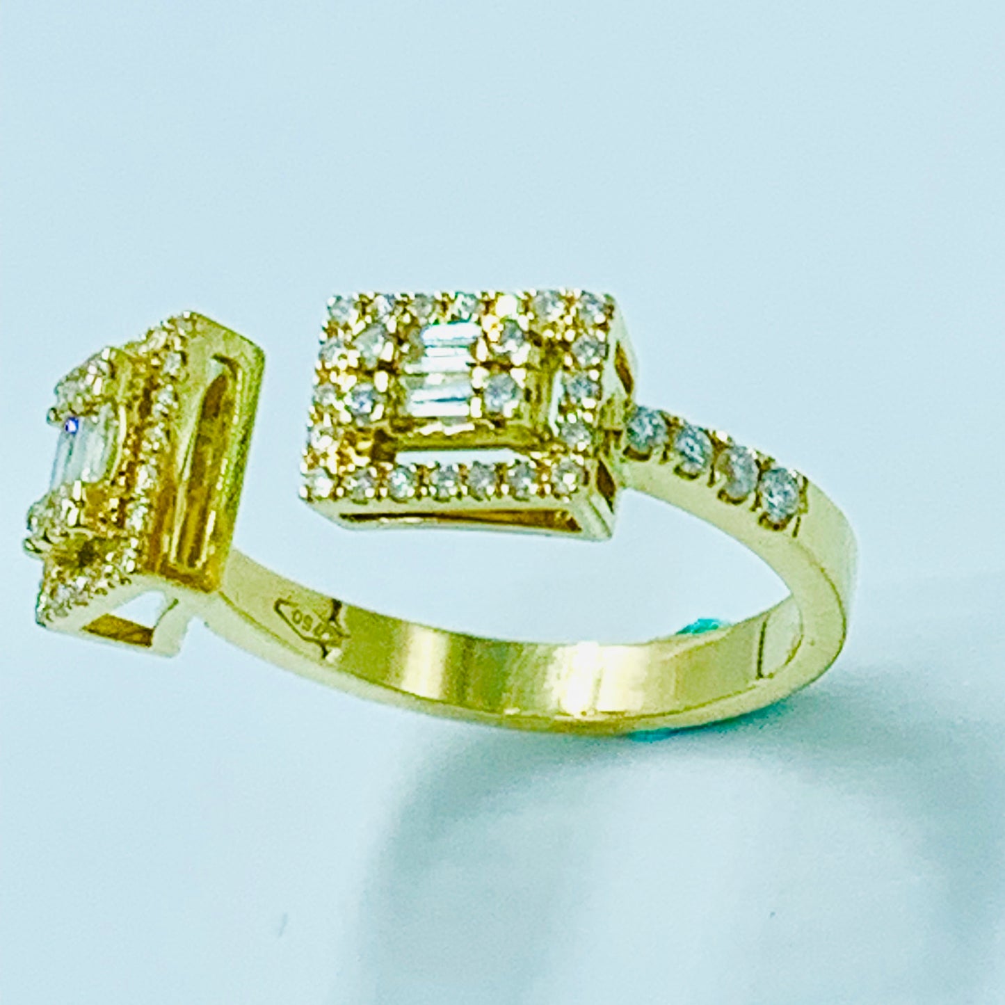 Tajreedi - Baguette Ring - MUSBAHJEWELLERS