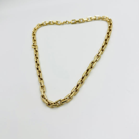 Yomiyat - Regtangular Gold Chain