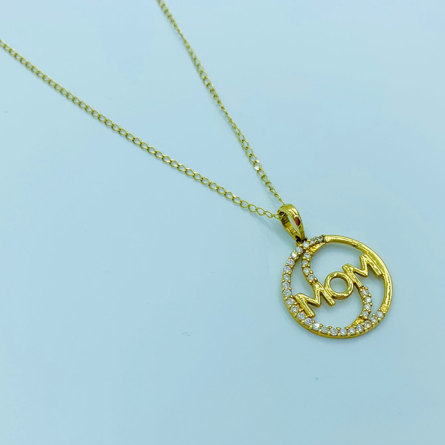 Umi - Mom Circle Necklace