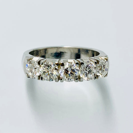 Five round diamond band - UAEJEWELS