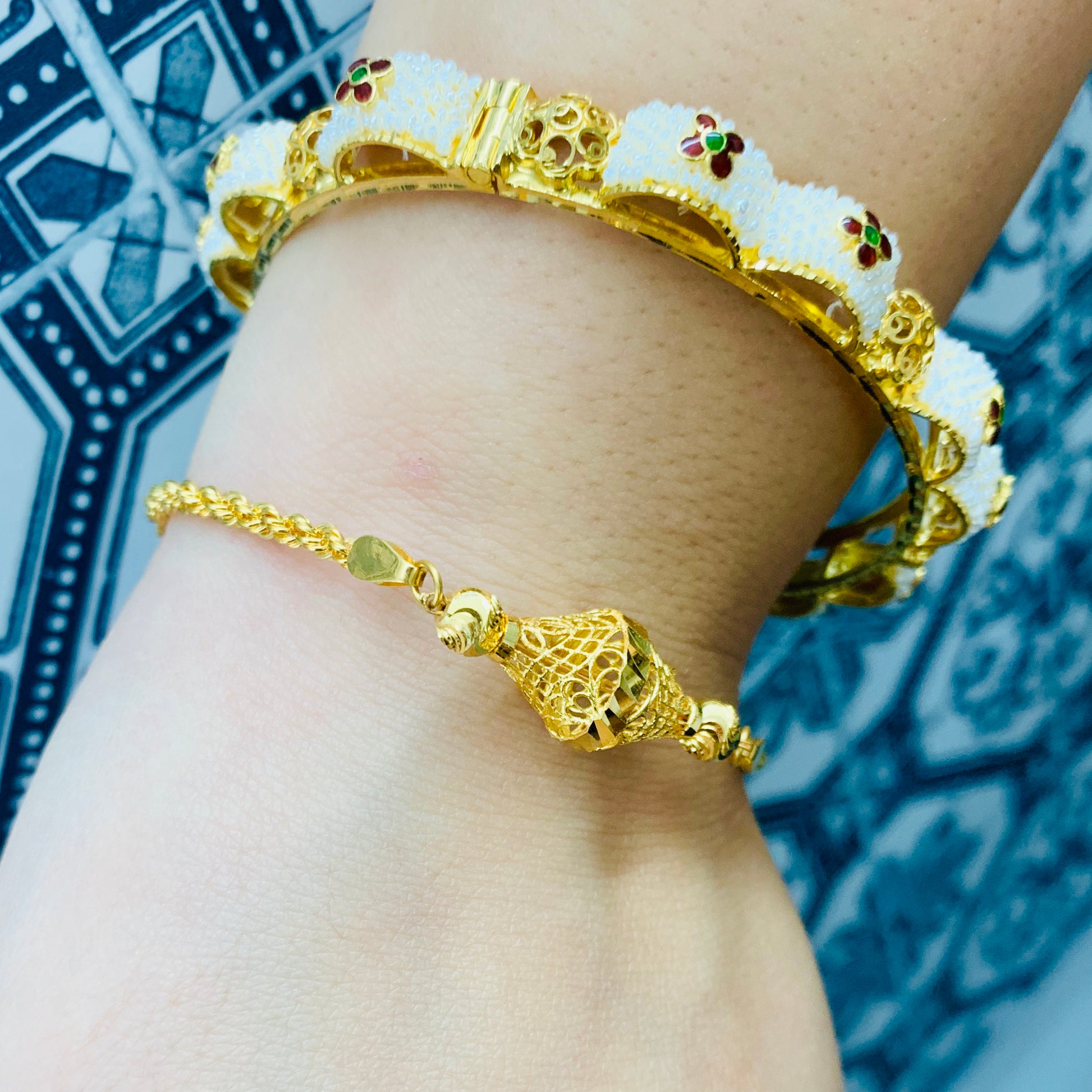 Shouq - Golden Date Bracelet - UAEJEWELS