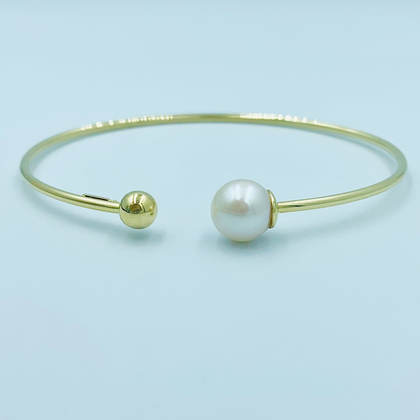 Tajreedi - Pearl Open Bangle - UAEJEWELS