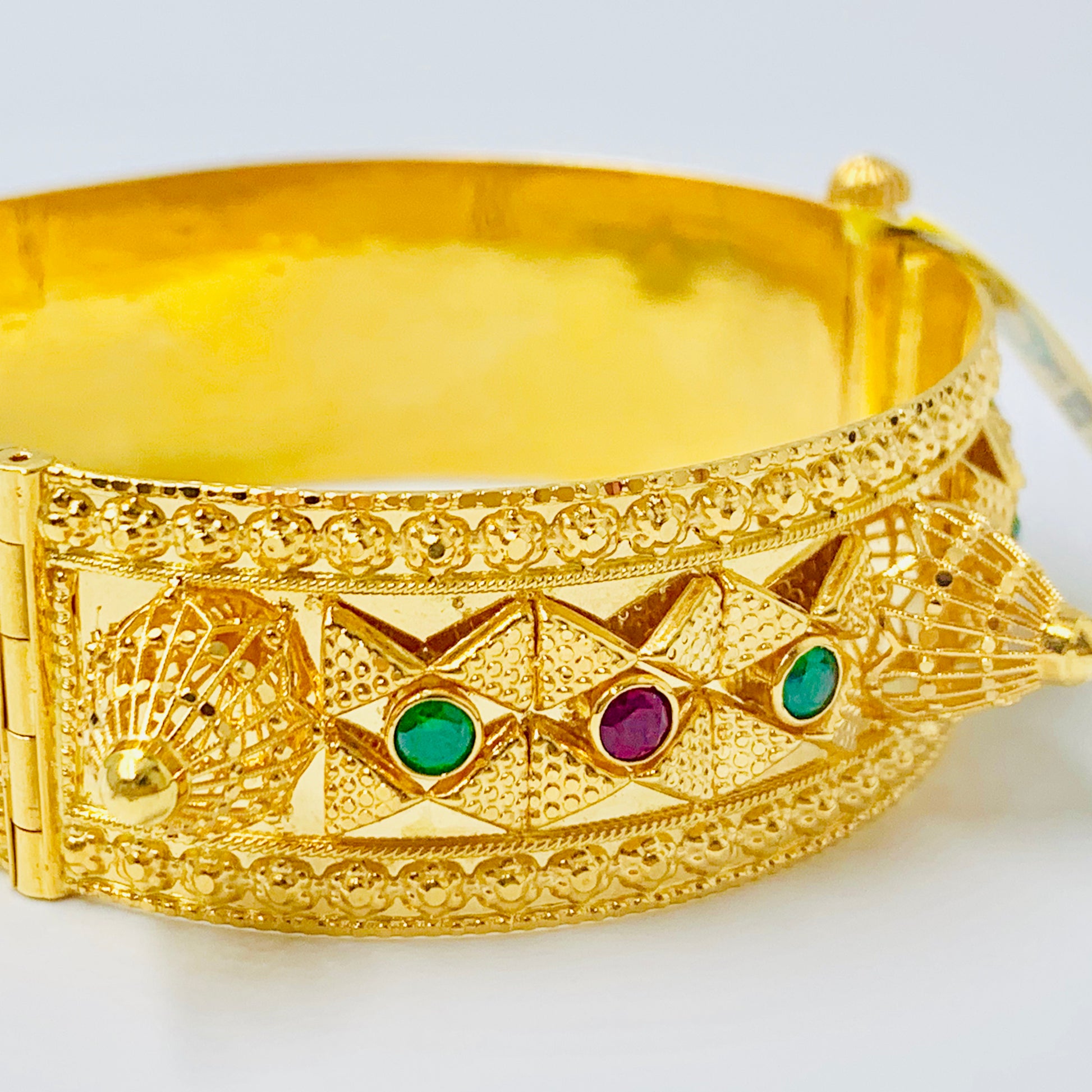 Shouq - Tribal Bangle - UAEJEWELS